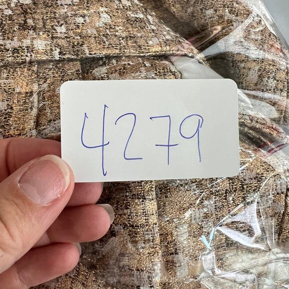 COLTON DANE Women's Gold Speckled Tweed Suit Jacket - Picture 7 of 7